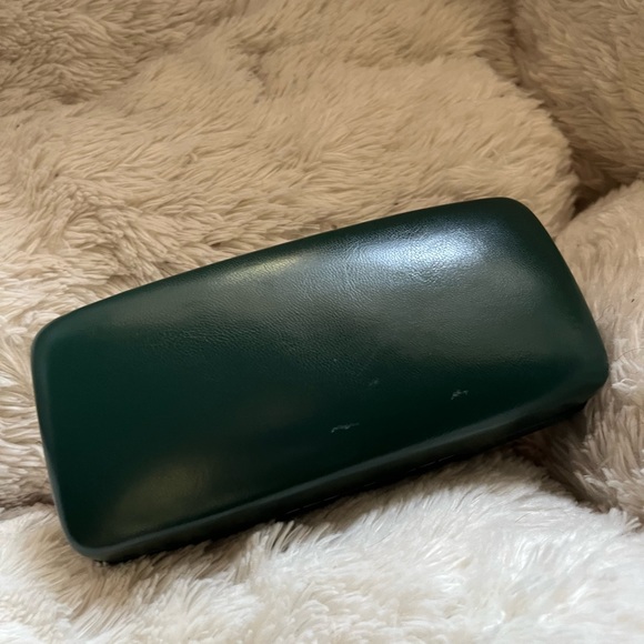 Gioventu Milano Dark Green Hard Shell Eyeglass Case - Picture 4 of 10
